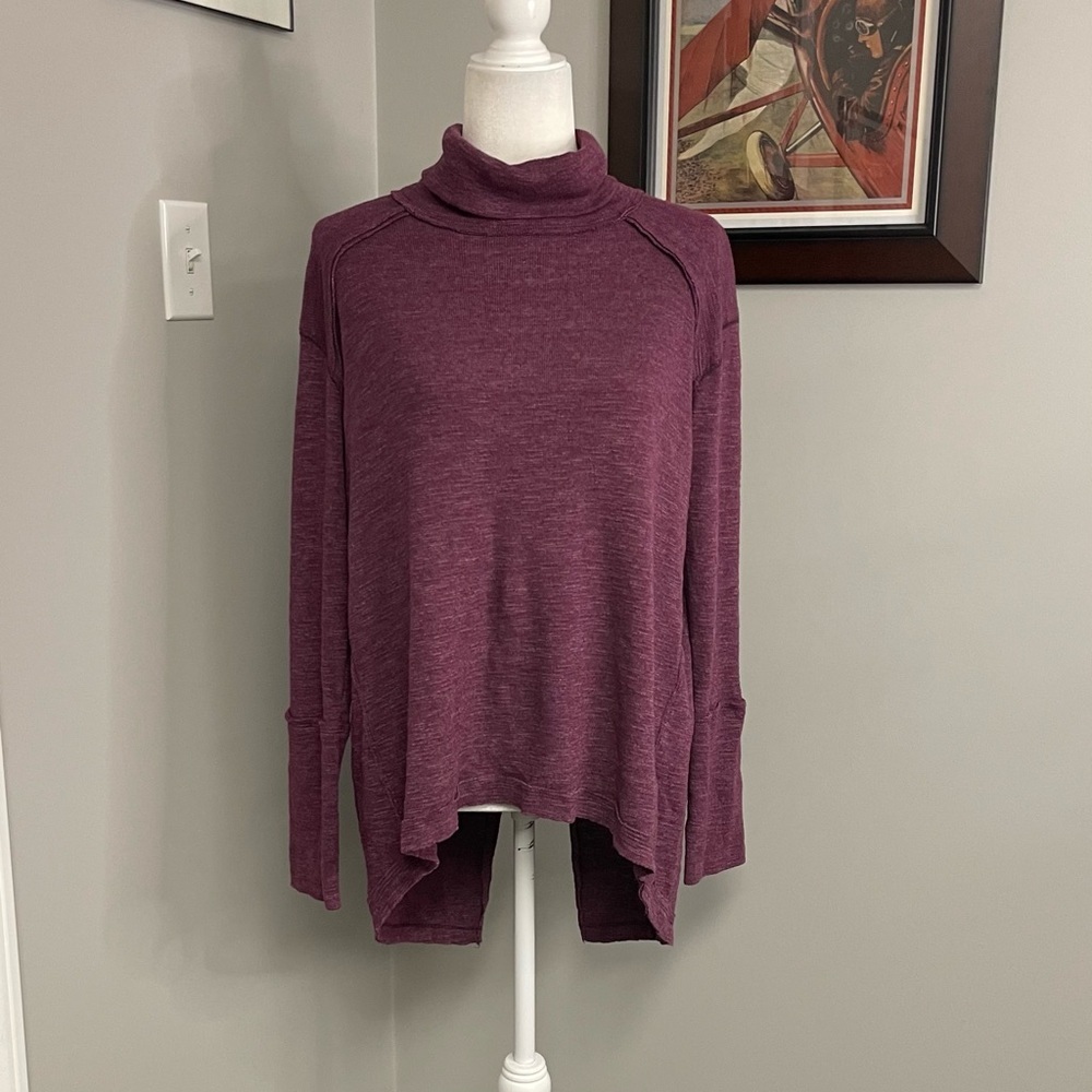 We The Free Tunic Top Cowl Neck Long Sleeve High Low Hem‎ Purple Large
